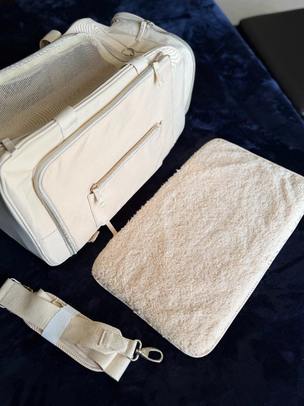 BÉIS Regulation Pet Carry‐On – Beige
